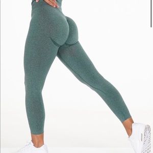 NVGTN leggings